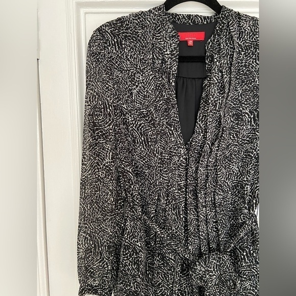 Saks Fifth Avenue Black White Gray Patterned Classy Long Sleeve Tie Waist Dress - Picture 2 of 14